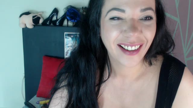 When someone love my hair - video by SweetYolitt cam model