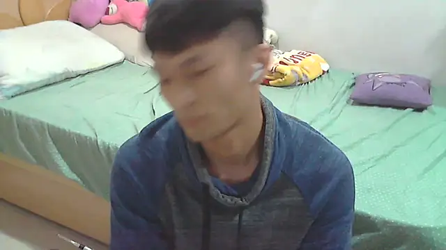 [3 Jan 21:54] Public Show - video di hifunbb1069tw modella di cam