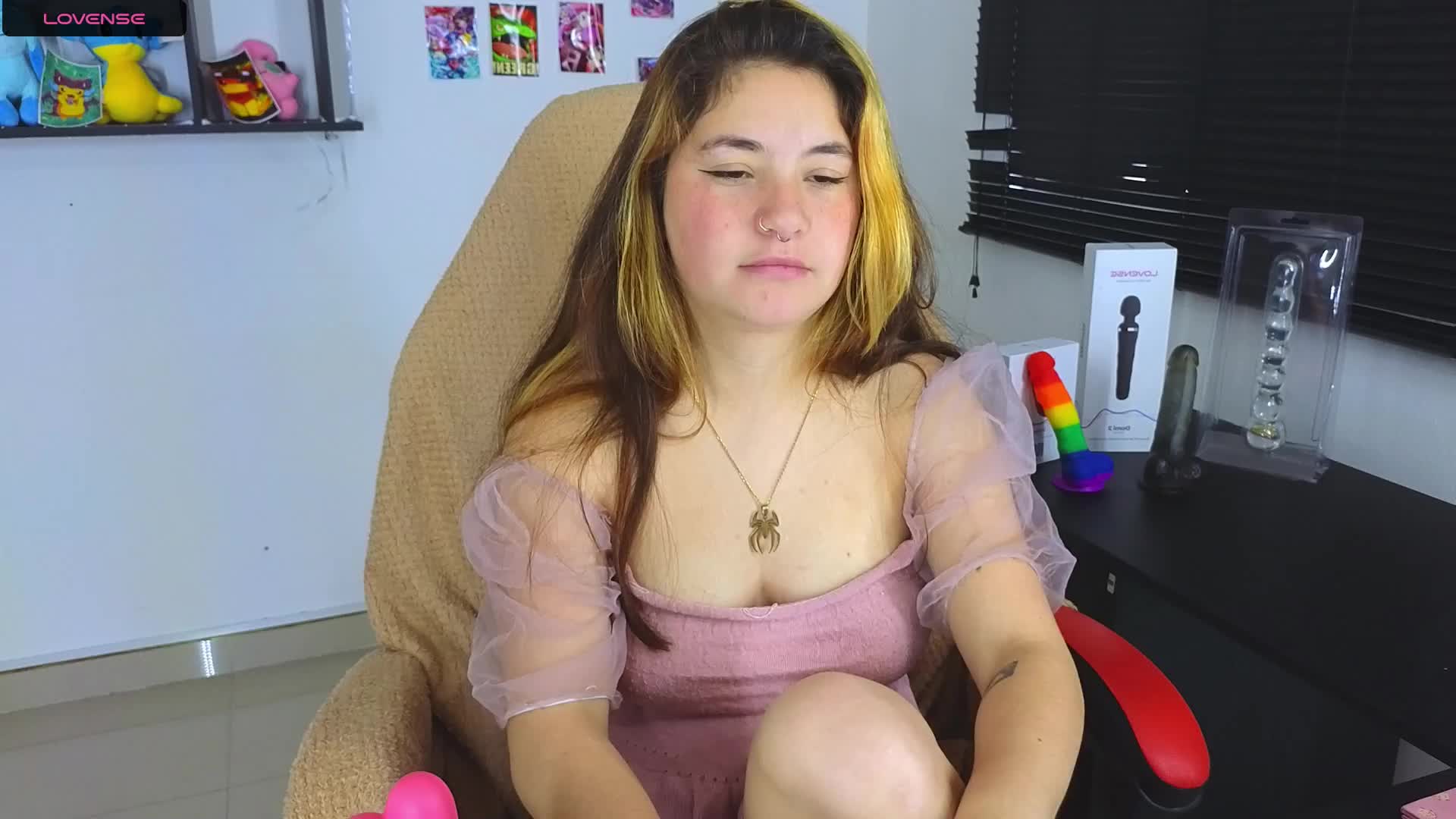Suck feet delicius – video modela na kameri ann_bronw