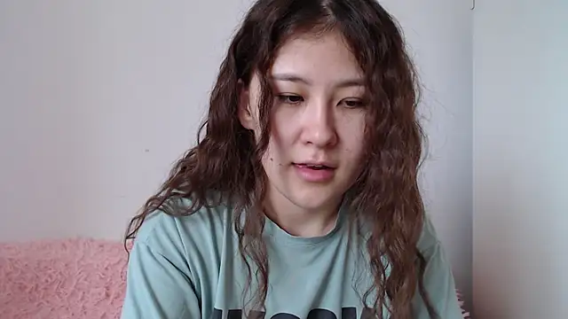 this stupid internet downloads like mln years, so just don't make urself a headache&take a soldier - video by Riz_girl cam model