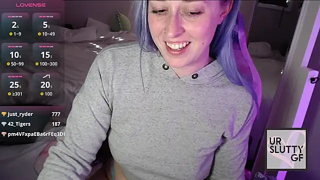 Sneezing FITS－カメラキャストのursluttygfの動画