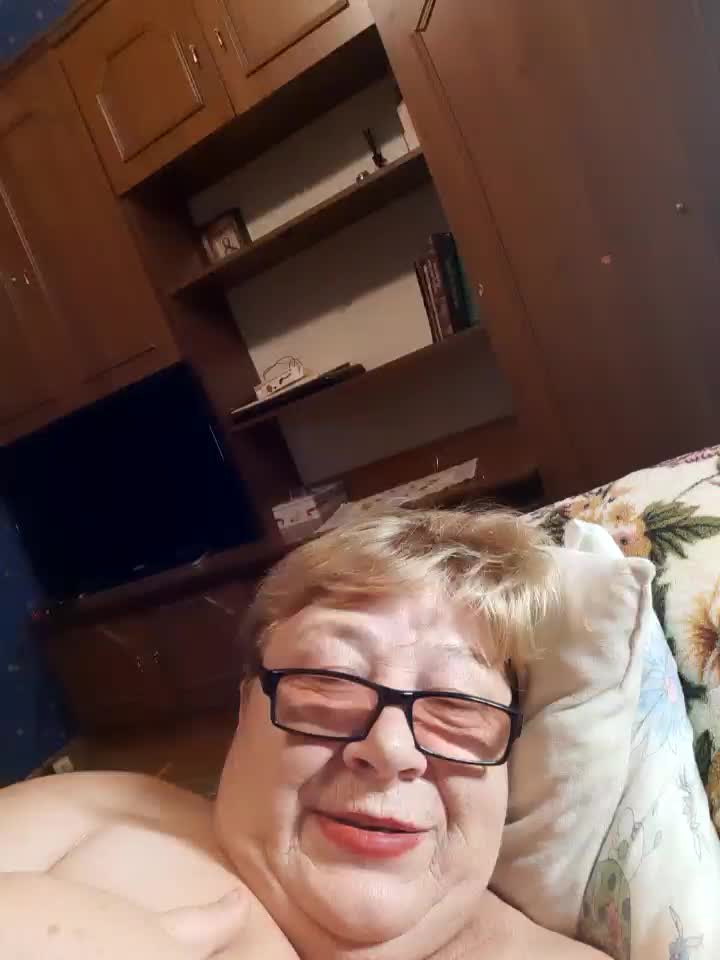 [17 Oct 22:30] Private Show - Video von Lena_Gaby Cam-Model