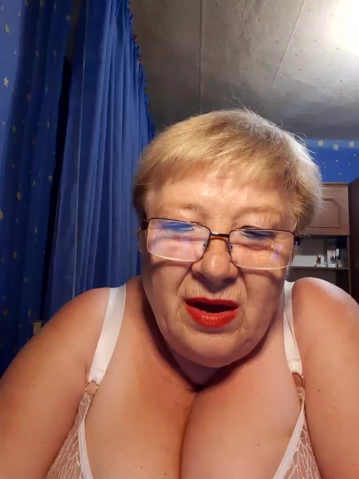 [11 Jun 16:39] Private Show - Video von Lena_Gaby Cam-Model