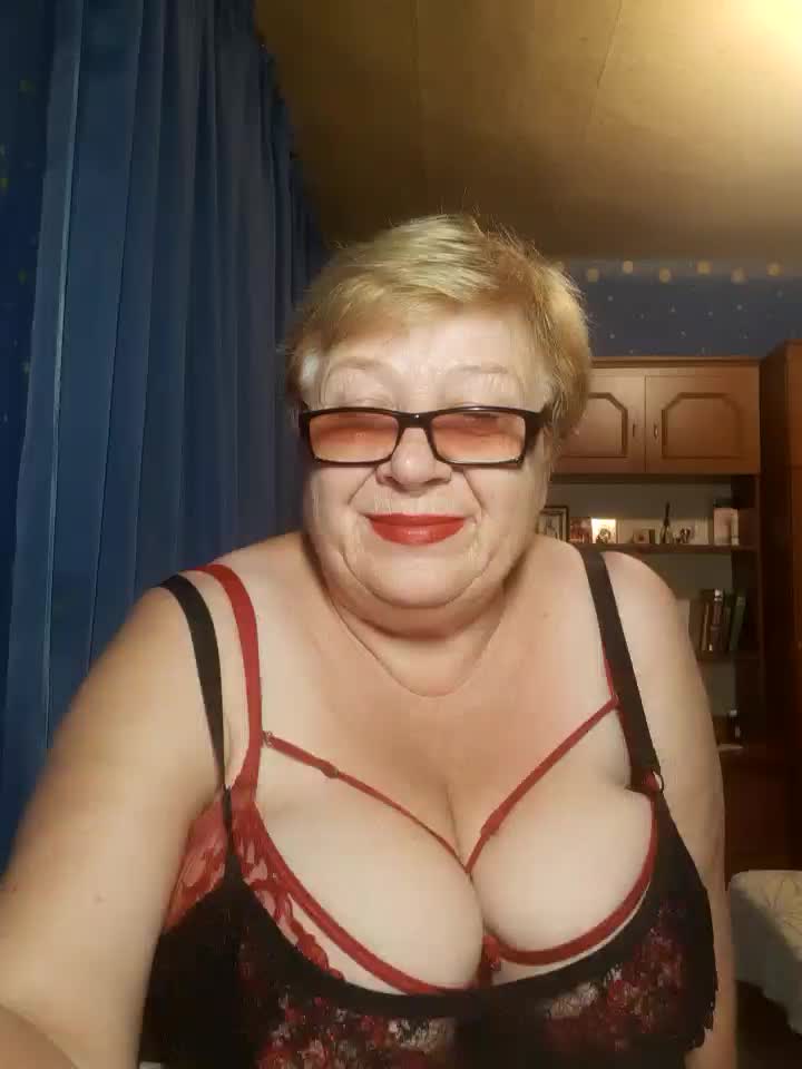 [11 Aug 01:08] Private Show - video by Lena_Gaby cam model