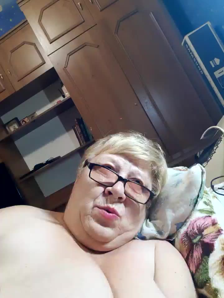 [20 Aug 01:18] Private Show - video by Lena_Gaby cam model