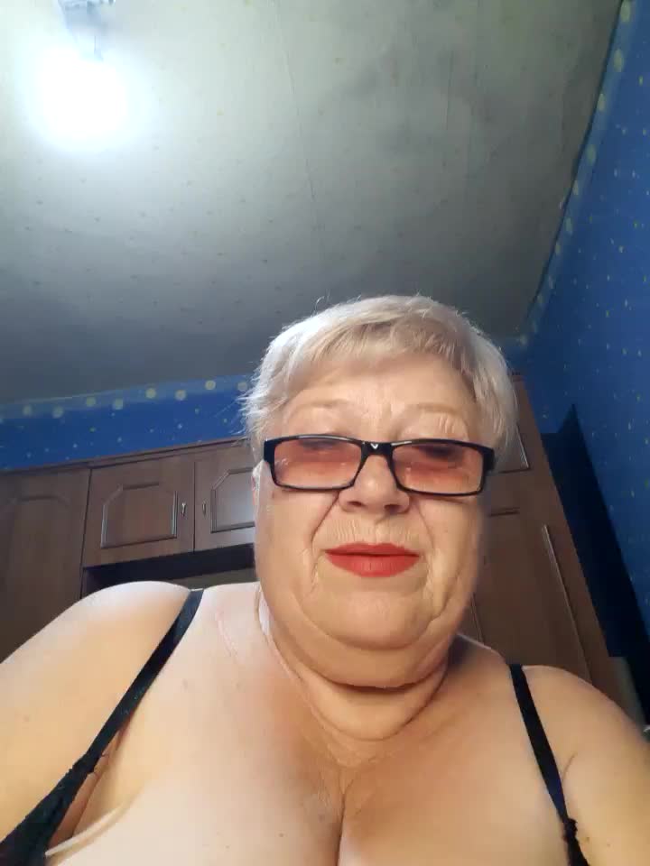 [20 Jun 22:17] Private Show - video by Lena_Gaby cam model