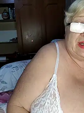 [2 Apr 04:27] Private Show - video by Lena_Gaby cam model