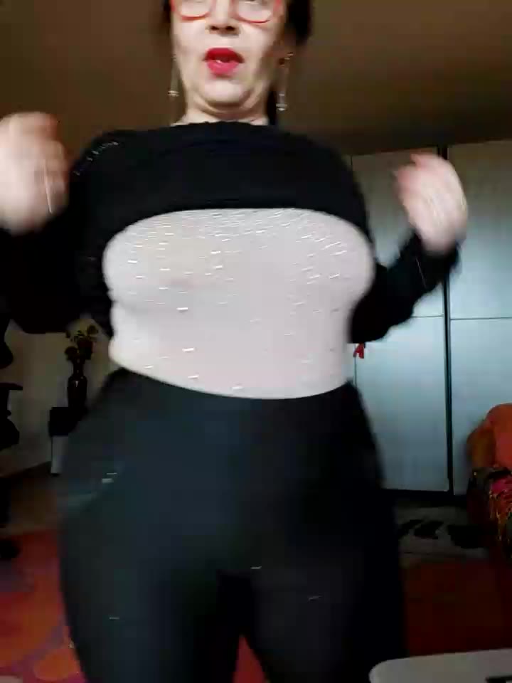 [30 Nov 13:14] Private Show - video Love_Tina_Forever kameramallilta