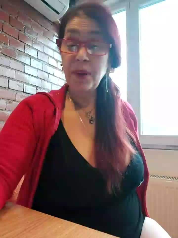 [5 Feb 07:48] Private Show - video Love_Tina_Forever kameramallilta