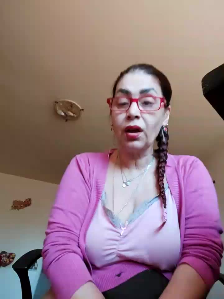 Twerk on the good asshole # - video Love_Tina_Forever kameramallilta