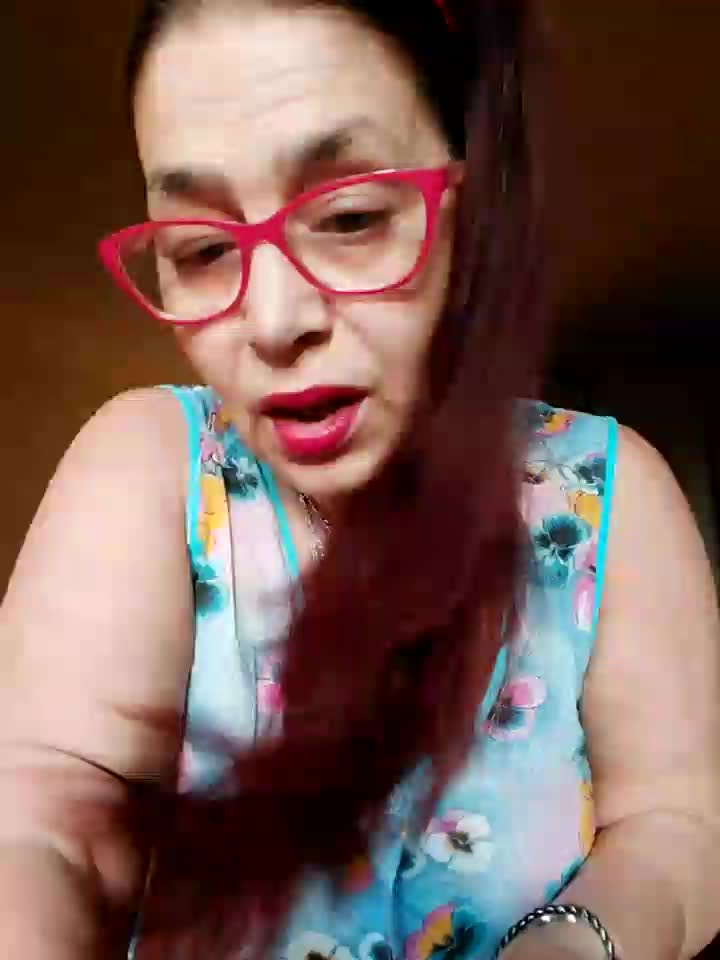 stripteste#big ass twerk - video by Love_Tina_Forever cam model