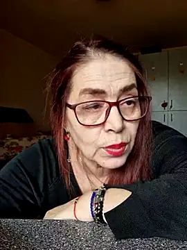 Topless sée and bob's Play - video by Love_Tina_Forever cam model