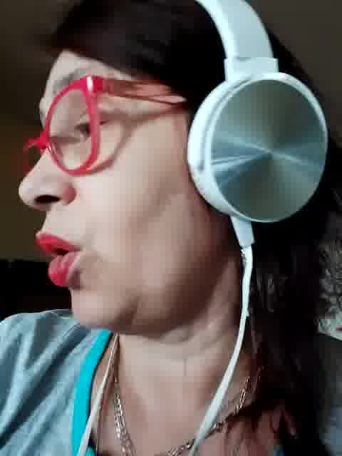 [18 Jun 08:40] Private Show - video Love_Tina_Forever kameramallilta