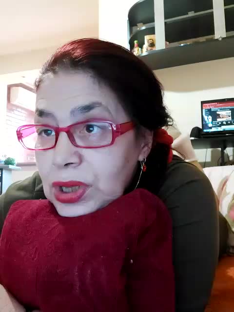 [2 Apr 07:59] Private Show - video Love_Tina_Forever kameramallilta