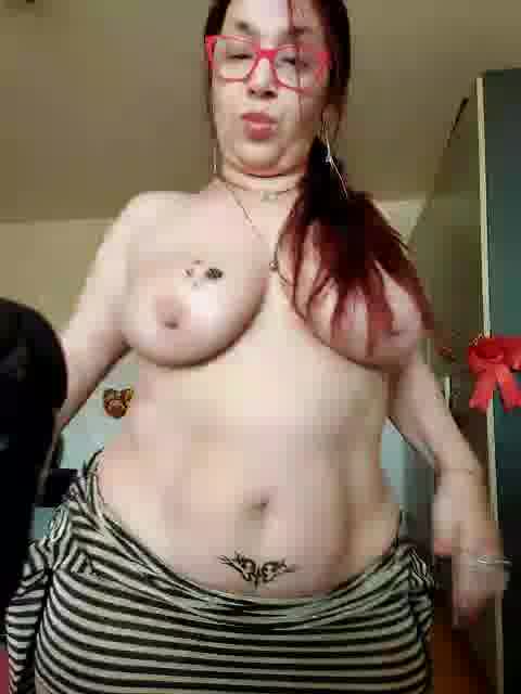 [10 Jun 11:38] Private Show - video Love_Tina_Forever kameramallilta