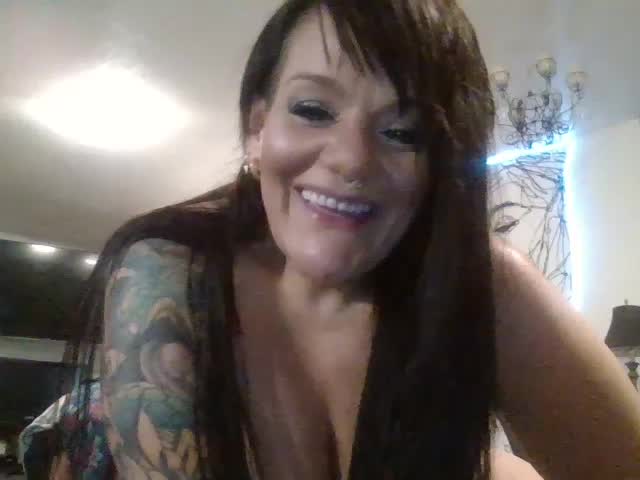 CLOSE UP FUCK ALL MY HOLES! - video by Xoxobigbooty cam model