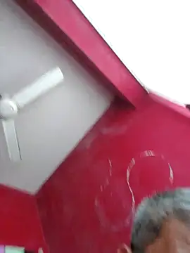 [25 Oct 16:43] Public Show - video by UncleHusz