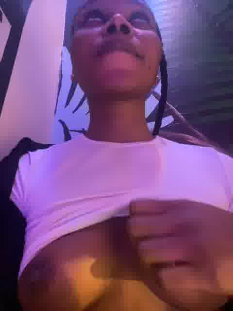[9 Mar 19:31] Private Show