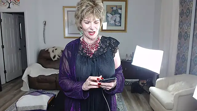 Stripping teasing panty stuffing - فيديو من SindeeDix موديل الكام