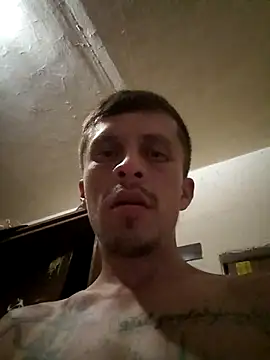 [21 Jun 01:32] Public Show - video by landy20cm cam model