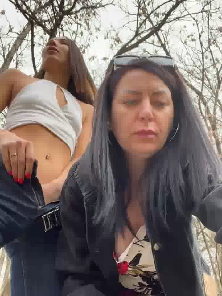 [10 Apr 16:49] Private LESBIAN Show - video oleh model kamera Wonder_Kari