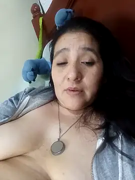 Ass funny – video modela na kameri Gatubela212