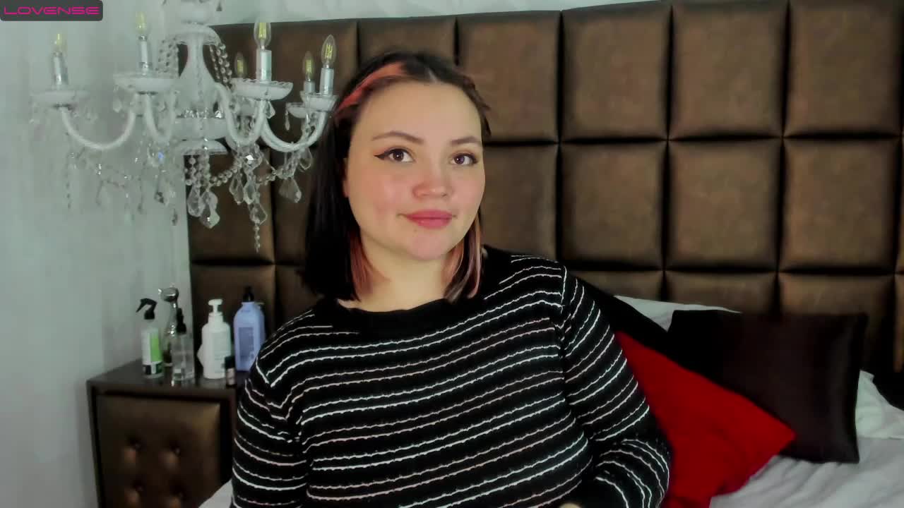 Private Show - video by Nikky_Hottie cam model