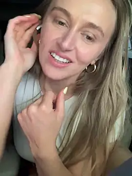 Private show getting naughty in the car...naked, fingering, blowjob, dirty talk - video by lunagirl13 cam model