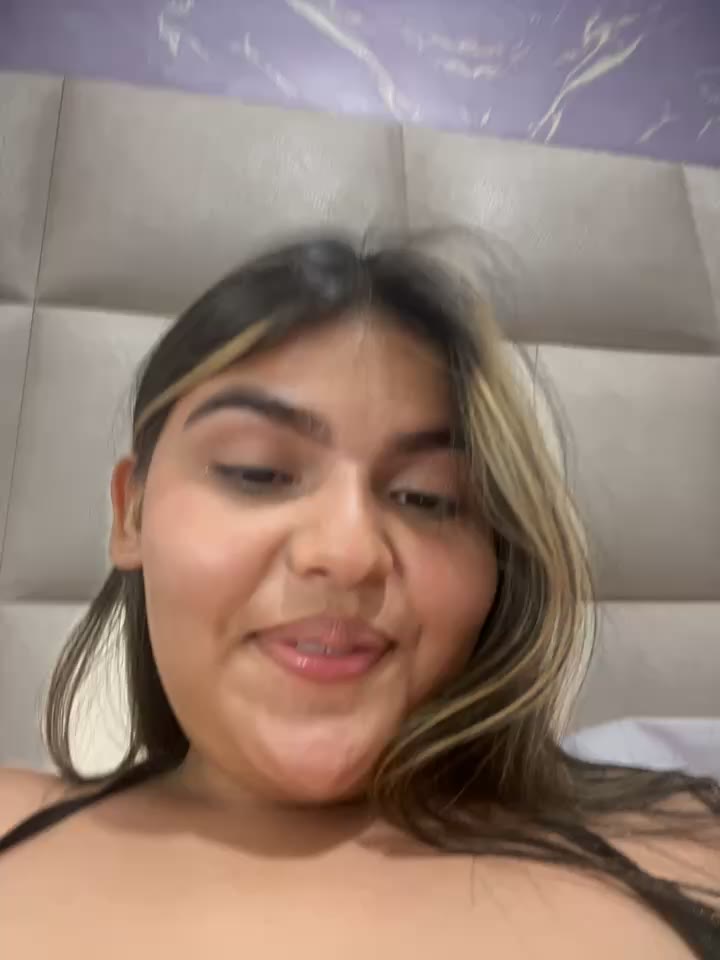 my pussy wet – video od webkamerové modelky Lia_sexx