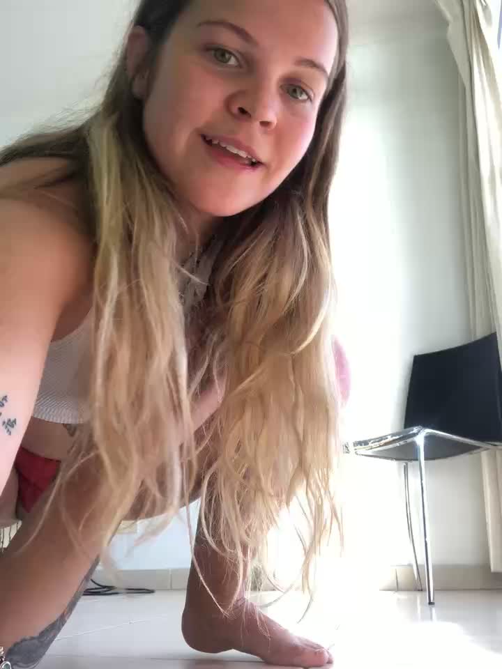 Private Show - Anal tease - video by chloemoonandstarss cam model