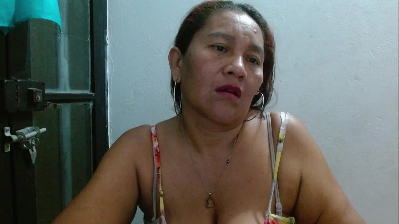 Private Show - video by katia_mature cam model