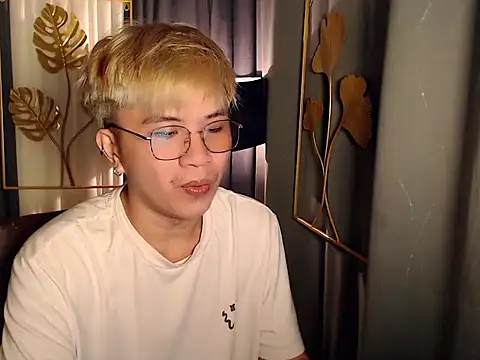 CUM SHOW!