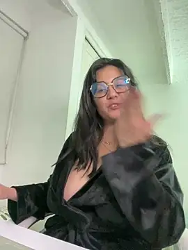 [26 Mar 18:15] Private Show - video by SWEETLILY18 cam model