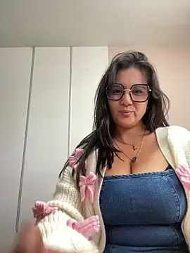 [2 Apr 10:41] Private Show - video by SWEETLILY18 cam model