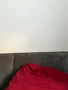 Spy Show mushi gefickt mit dildo - video by newMichelle cam model