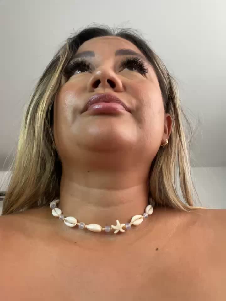 [8 Aug 17:27] Private Show - ValeryGrey主播的视频