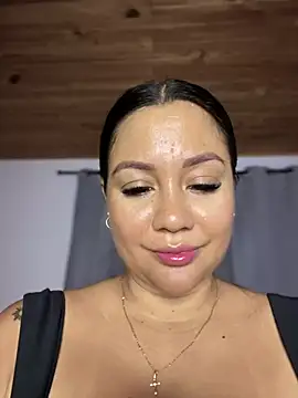 [14 Mar 21:17] Private Show - відео від вебкаммоделі ValeryGrey