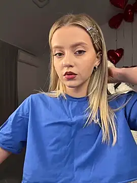 Private Show Helding dancing - video by Emeli_Blur cam model