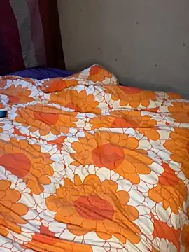 [28 Feb 18:22] Private Show - vidéo du modèle de showcams callmelouve