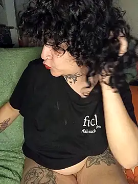 [16 Nov 03:00] Private Show - vidéo du modèle de showcams callmelouve