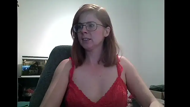 [20 Jun 19:06] Private Show - video van SavannaGirly cam-model