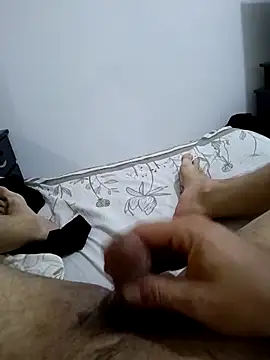 [14 Oct 20:57] Public Show - video by JUDA35 cam model