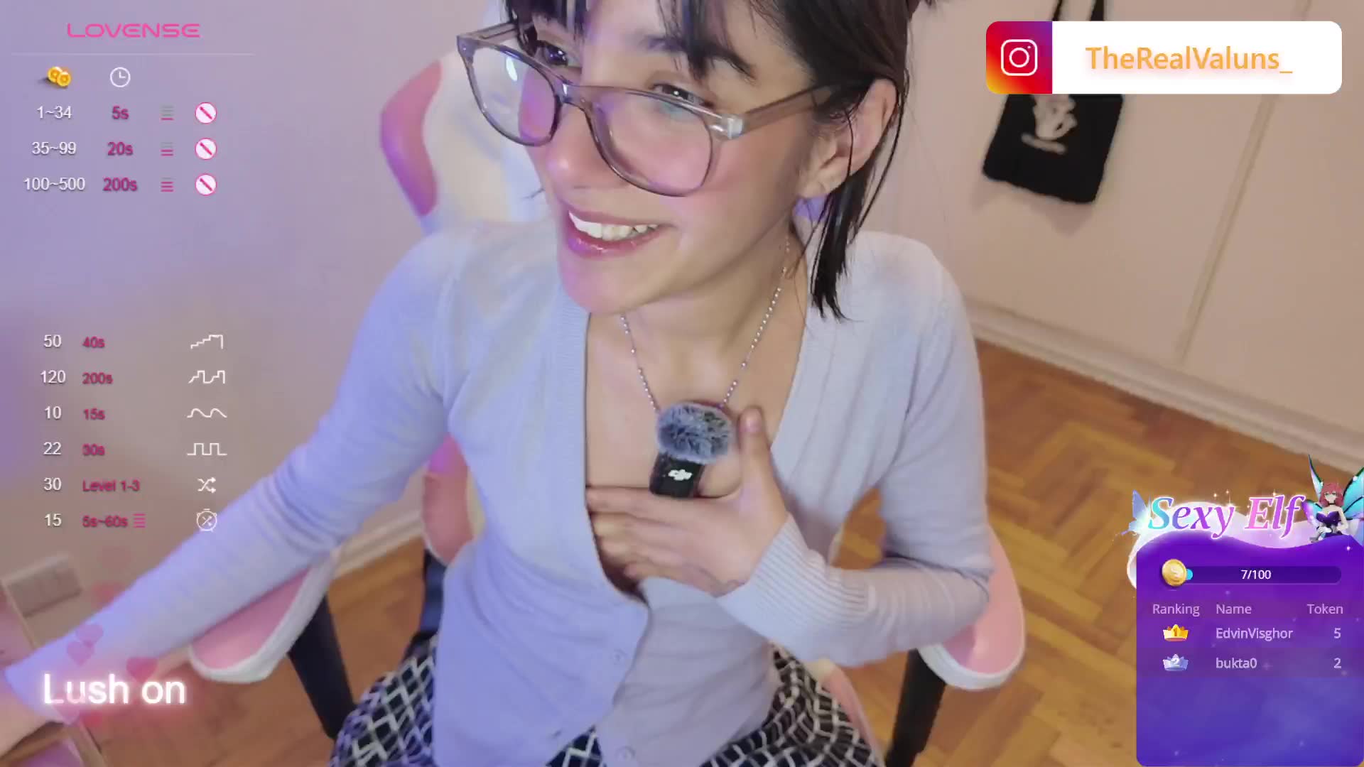 Do you help me wet my panties? - video oleh model kamera valuns