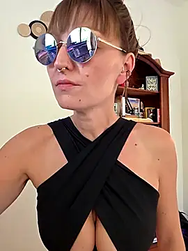 Creamy Pussy, best views + german dirty talk - video by MissMialicious cam model