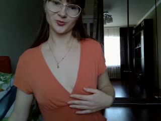 #5 fingers in pussy - video av KiraGoldens cam model