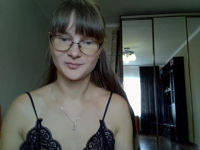 food - video av KiraGoldens cam model