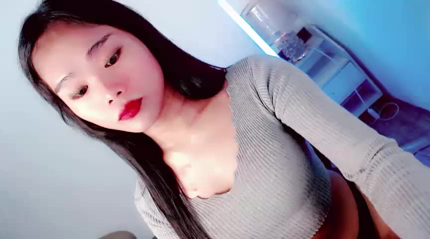 Private cum Show - video by Amomentoflust99 cam model