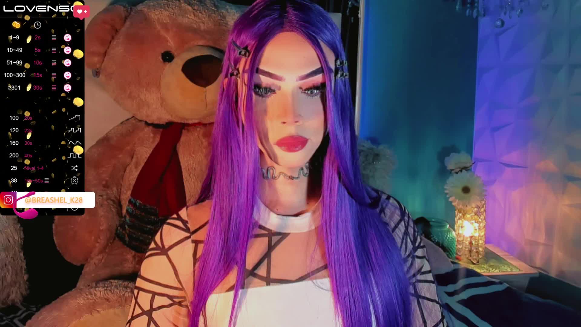 Видео Alicebby_bigcock28.