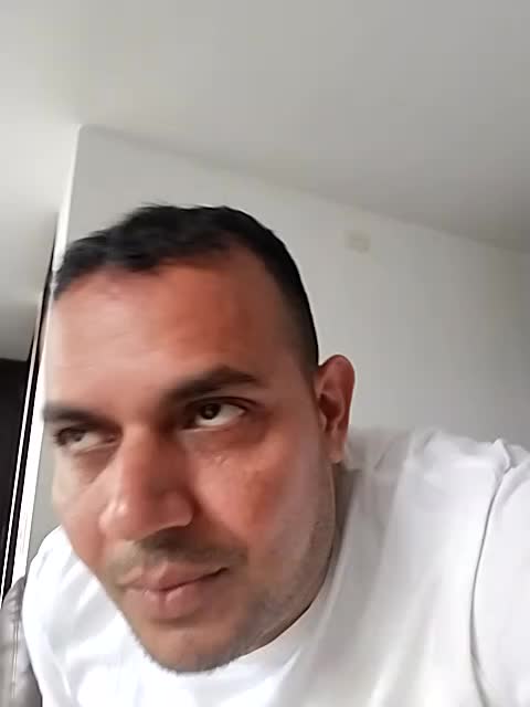 [10 Jul 16:39] Private Show－カメラキャストのBen_joseph1976の動画