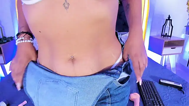 giving me pleasure and I end up creamy😈🥵 - видео от уебкам модела Karlagonzales_